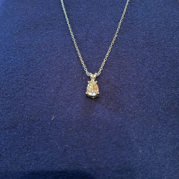 Pendant - Picture 2 of 3